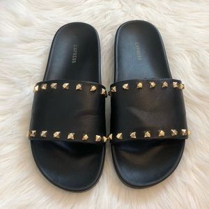 Express studded slides